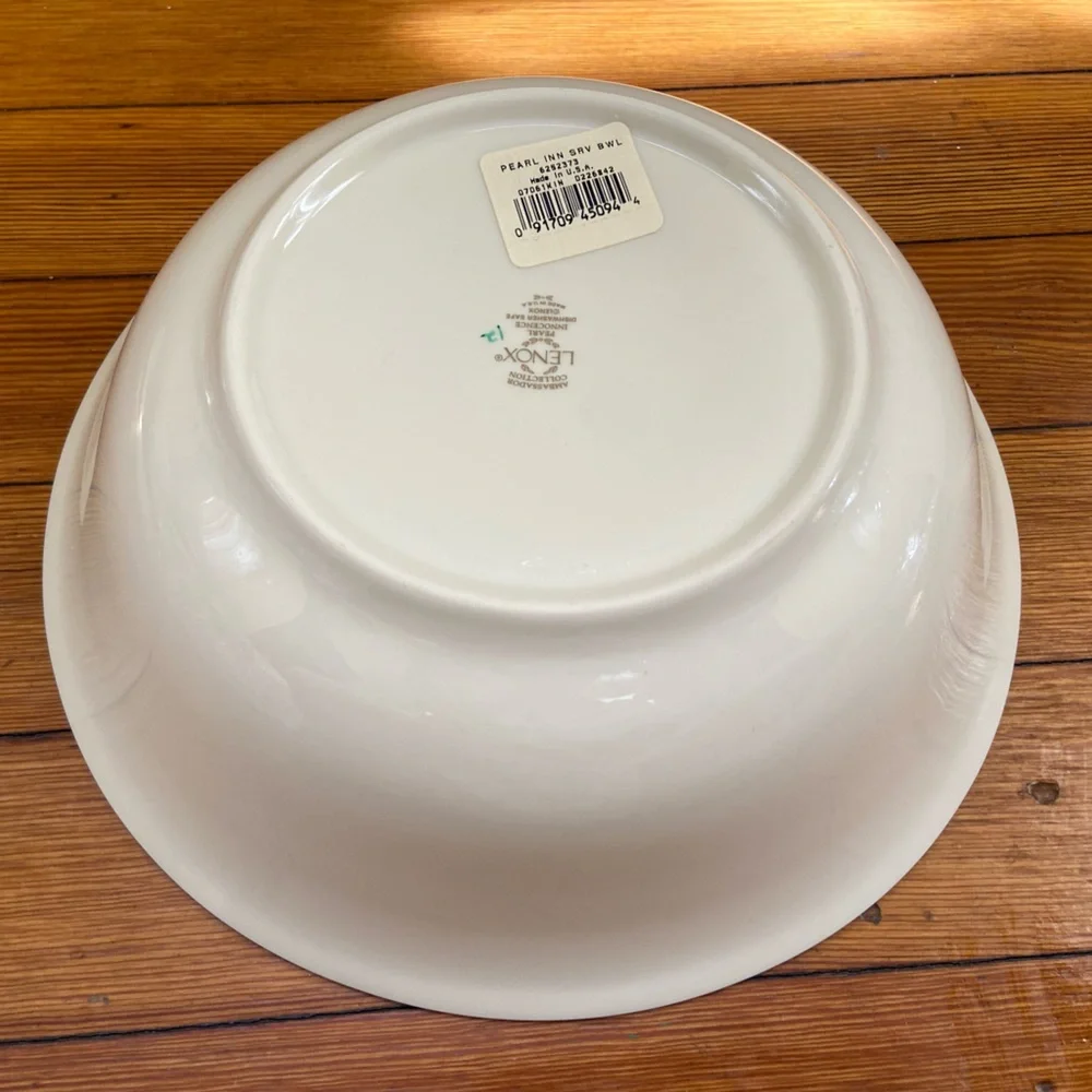 Lenox Pearl Innocence 9” round vegetable bowl